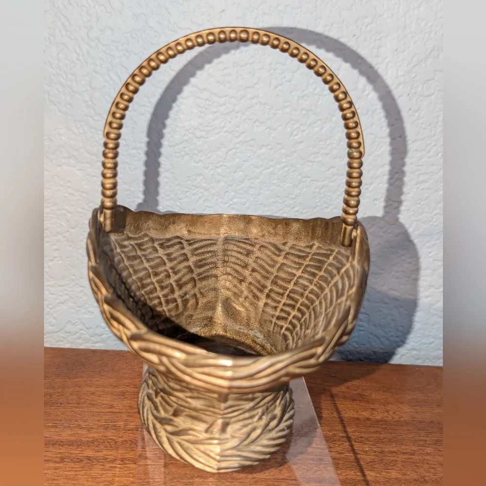 Brass Haku Massiv Messing Basket with Moveable Handle Vintage
